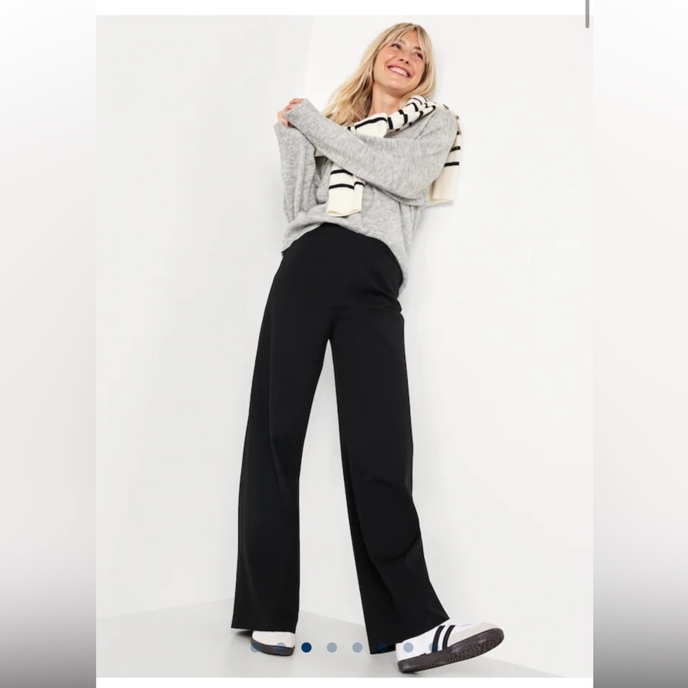 Old Navy High-Waisted Pull-On Pixie Wide-Leg Pants in Black NWT